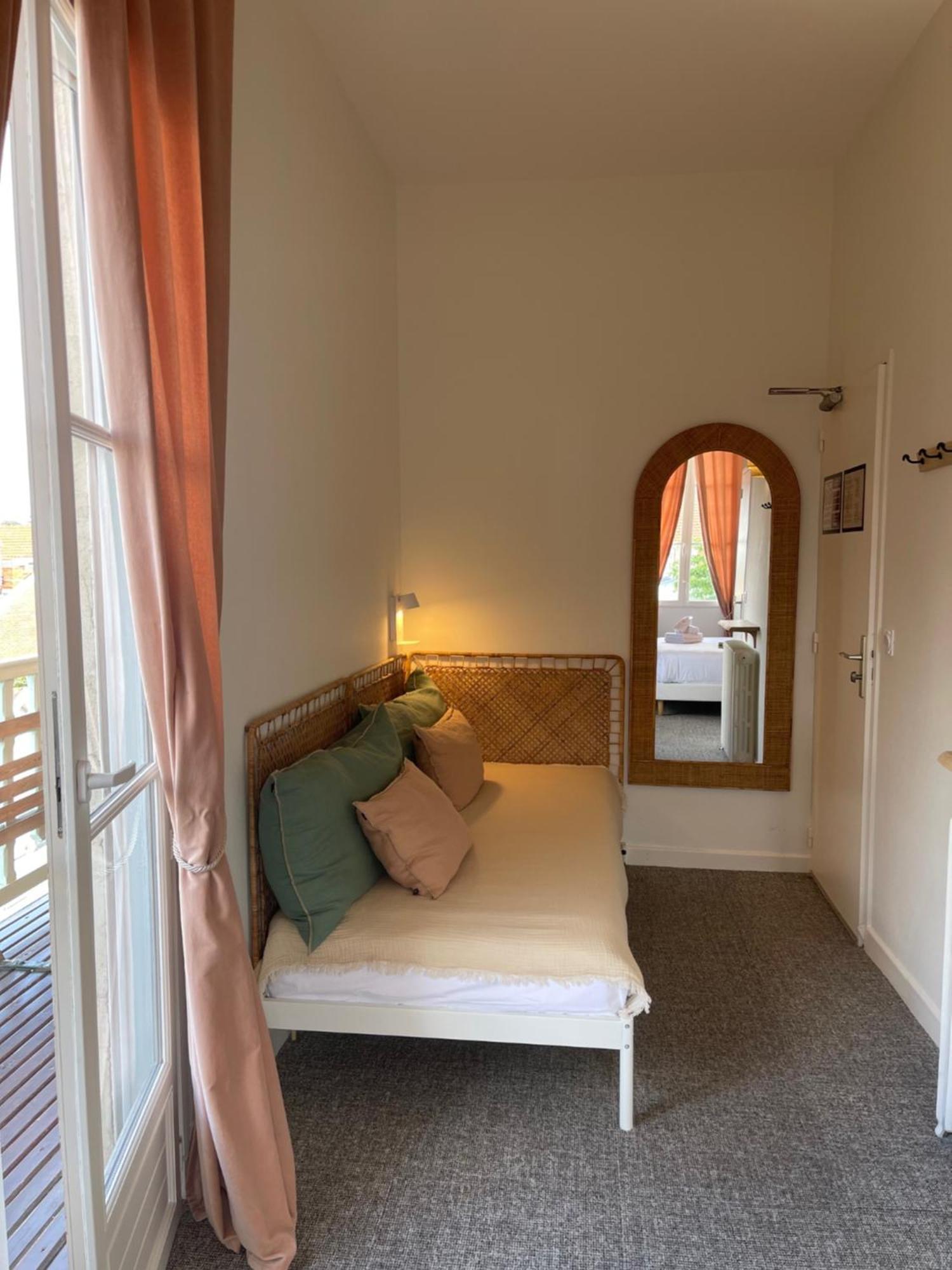 Hotel Michelet Plage Soulac-sur-Mer Exterior photo